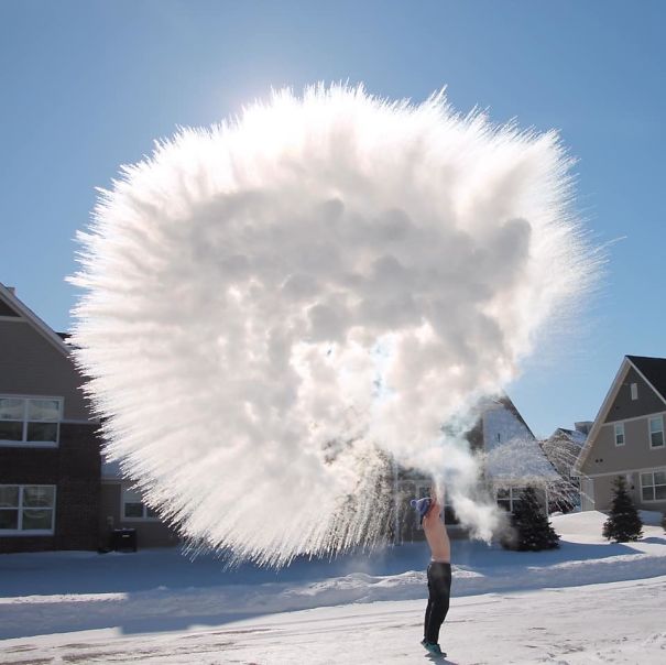 Des Photos Qui Montrent Le Froid Glacial En Amerique