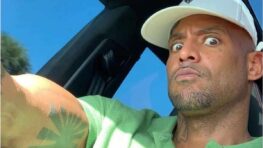 Booba ridiculise le mini concert de la JLC Family qui est un vrai flop !