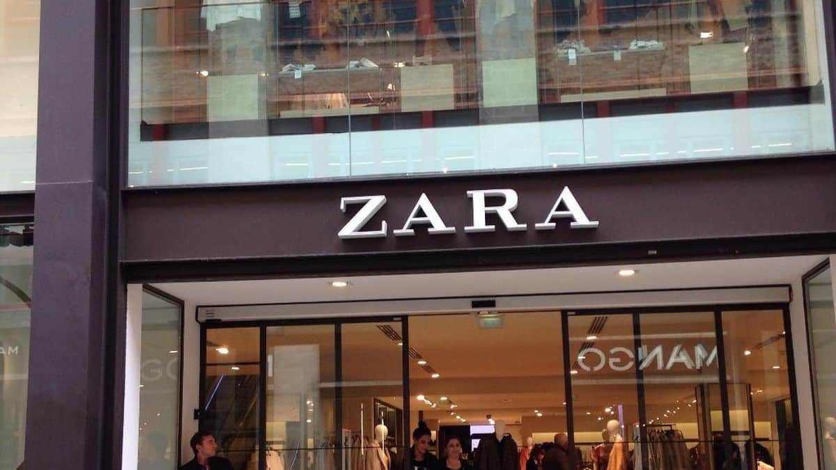 Sac raphia outlet zara