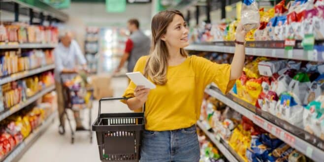 Elle paye 1 euro ses courses au supermarché grâce à une arnaque bien rodée !