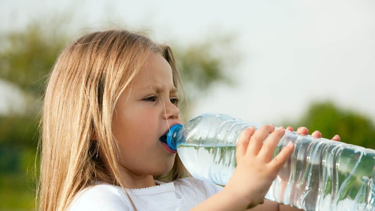 Peut-on boire une bouteille d'eau après sa date d'expiration ?