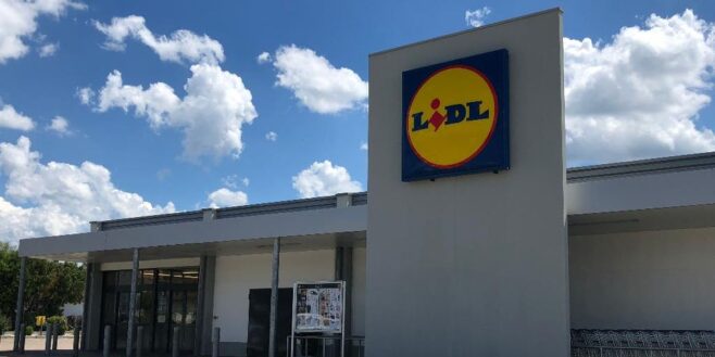 Lidl lance le cardigan en 3 couleurs le plus stylé à moins de 12 euros