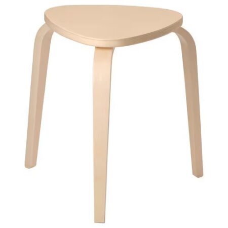 Ikea cartonne avec ce tabouret polyvent et trop stylé pour toutes les pièces de la maison