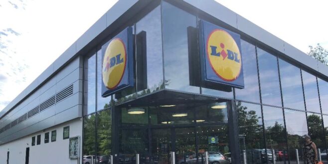 Lidl frappe fort avec ce tabouret qui peut se transformer en table en quelques secondes