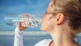 Cette eau en bouteille est la meilleure pour la santé selon Yuka