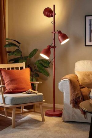 IKEA éclaire votre intérieur avec son lampadaire aux 3 spots-article