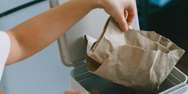 Cette astuce avec un sac poubelle va vous changer la vie