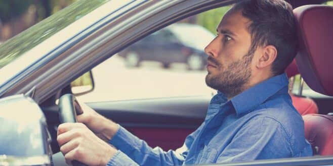 Ce geste au volant peut vous couter 3 ans de suspension de permis de conduire