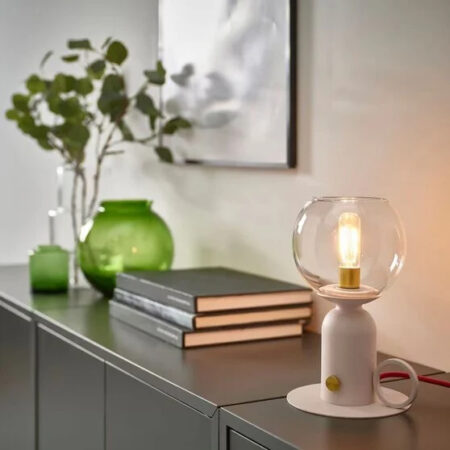 IKEA transforme la bougie traditionnelle en lampe apaisante-article