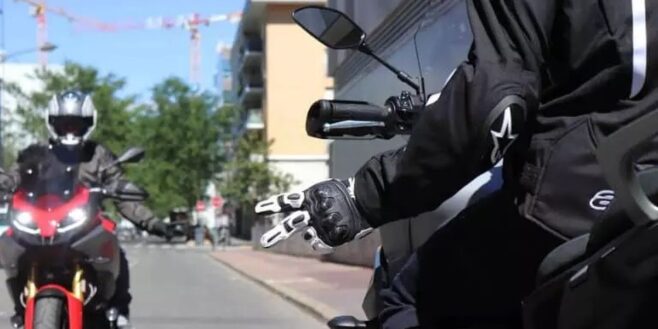 Les motards ne pourront sûrement plus rouler comme ça dès le 16 septembre