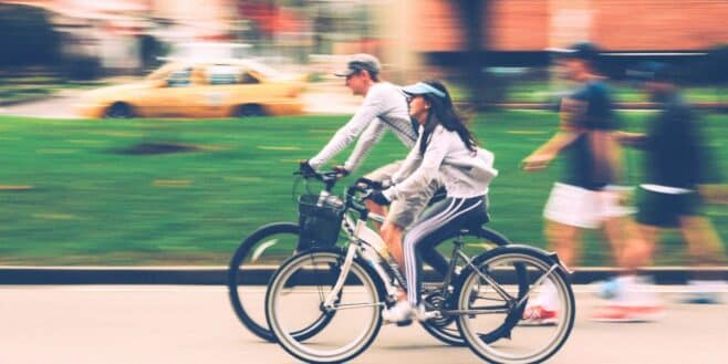 Ce geste que tout le monde fait à vélo peut coûter 135 euros d'amende