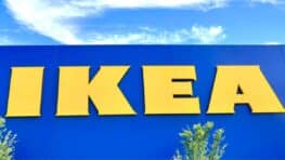 Ikea a une prise qui s'éteint et se rallume automatiquement sans être chez soi