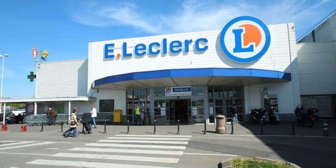 Une femme de ménage chez Leclerc brise le silence sur son salaire