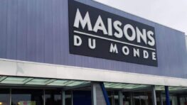 Ce fauteuil vintage signé Maisons du Monde à prix réduit fait un énorme carton