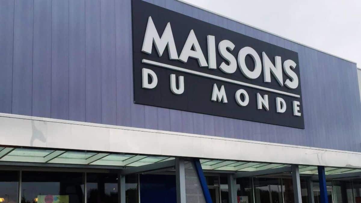 Ce fauteuil vintage signé Maisons du Monde à prix réduit fait un énorme carton