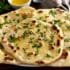 Cheese naan: cette recette facile à préparer à la poêle en moins de dix minutes