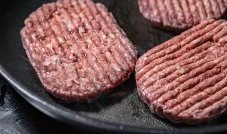 Leclerc lance un rappel urgent de ces steaks hachés dangereux pour la santé