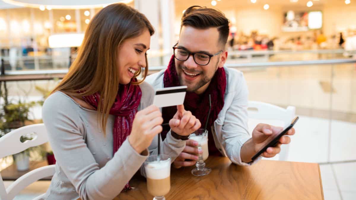 Les cartes bancaires vont changer de look et c'est pour une bonne raison