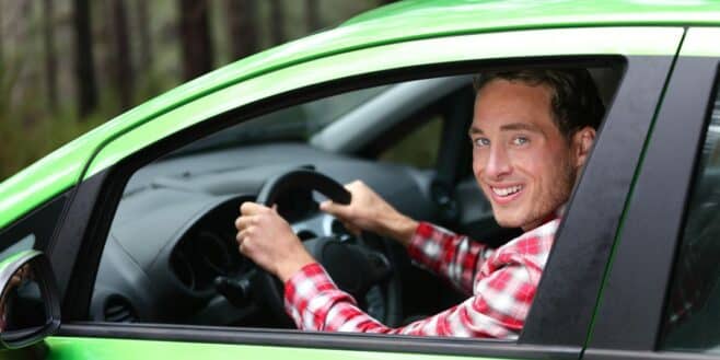 Les conducteurs de voitures électriques ont tous ce comportement toxique sur la route