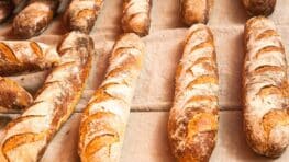 Les origines de la célèbre baguette de pain enfin connues et vous allez être étonné