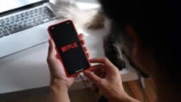 Netflix c'est fini si vous regardez des films et séries sur ces smartphones iPhone et Android