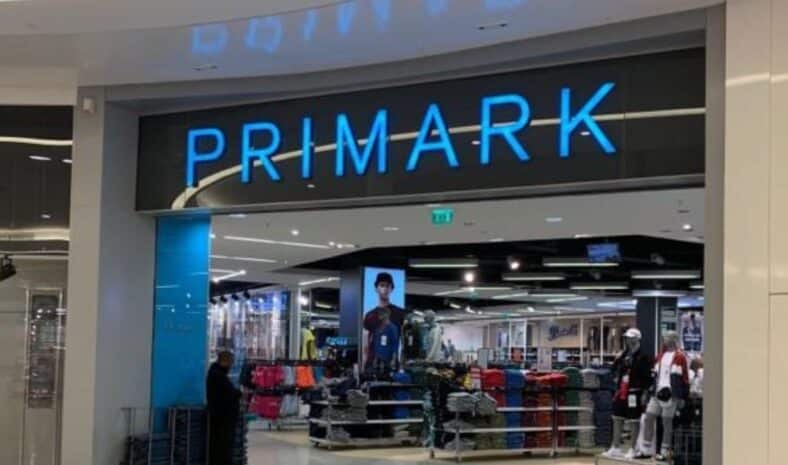 Primark frappe fort avec le pull préféré des femmes pour cet hiver