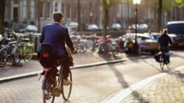 Une lourde amende pour tous les cyclistes qui oublient ce geste obligatoire sur la route