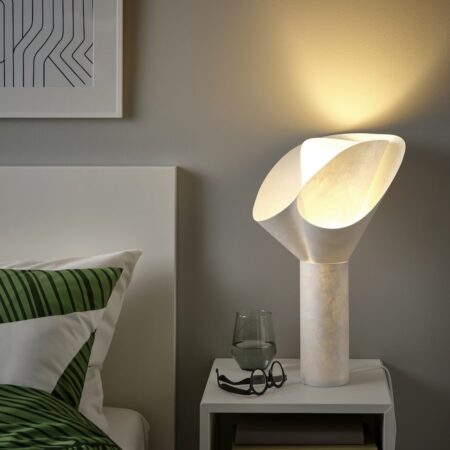 Cette nouvelle lampe IKEA à l'aspect sensuel va vous faire craquer