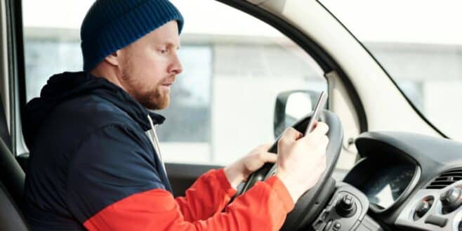 De lourdes amendes pour tous les conducteurs en doudoune, avec des gants ou un bonnet cet hiver ?