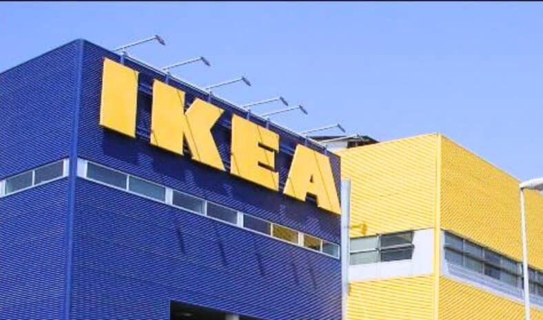 IKEA lance les premiers meubles d'extérieur icônes pour votre ordinateur