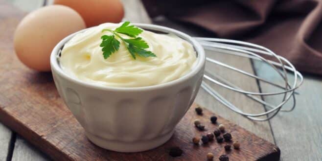 La véritable recette de mayonnaise ne contient pas cet ingrédient que tout le monde met