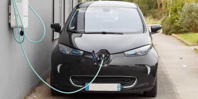 Voiture électrique: est-il nécessaire de la laisser en charger lorsque vous ne vous en servez pas ?