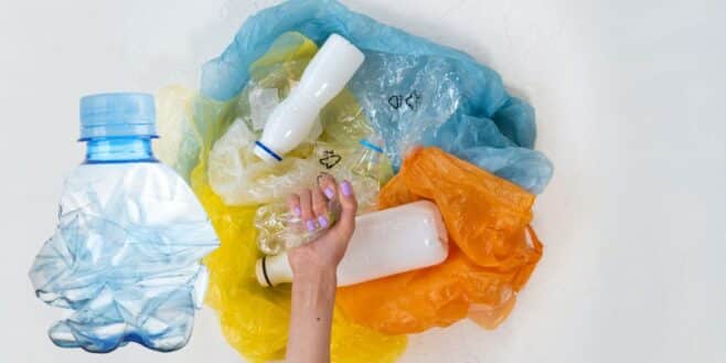 Vous ne devez plus écraser vos bouteilles en plastique avant de les jeter et voici pourquoi